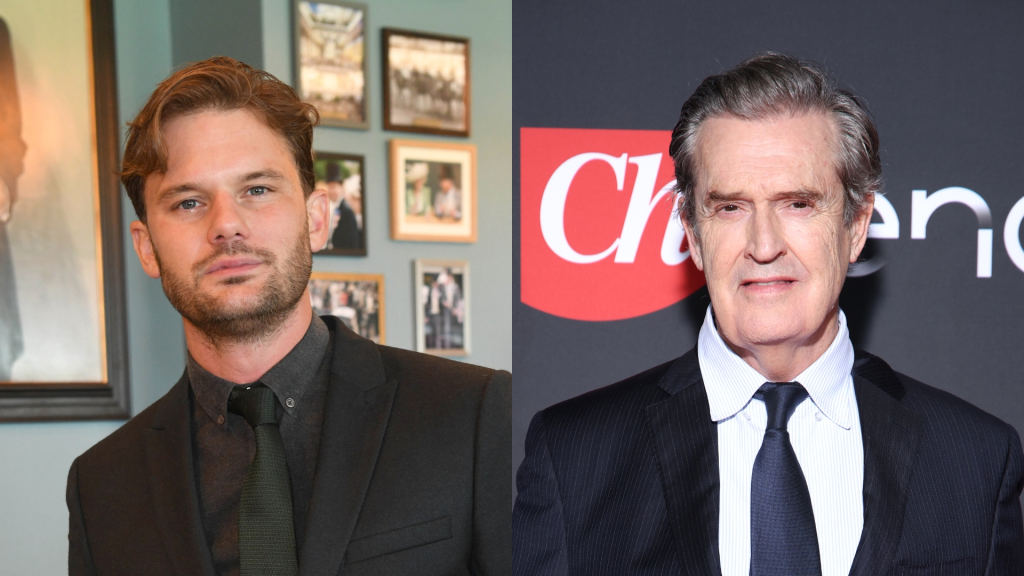 Jeremy Irvine et Rupert Everett