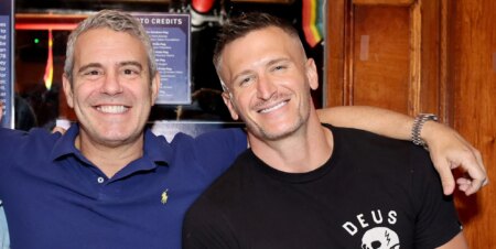 Andy Cohen avoue avoir eu une sex tape avec son ex John Hill : "C'est mauvais"