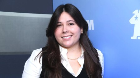 Singer-songwriter Gigi Perez