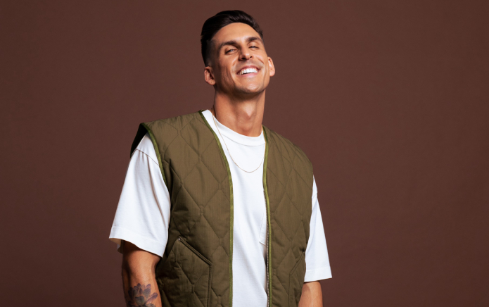 Paillettes, arcs-en-ciel et mesquinerie pleine de tact avec Cody Rigsby