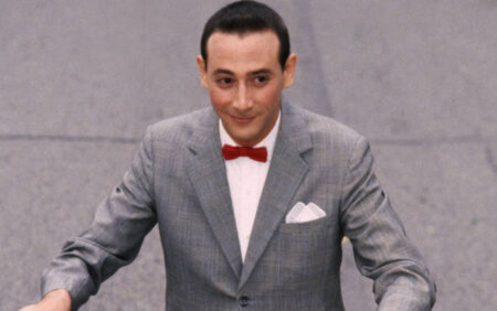 «Je me suis caché derrière un alter ego»: Pee-Wee Herman Star sort gay dans un documentaire posthume