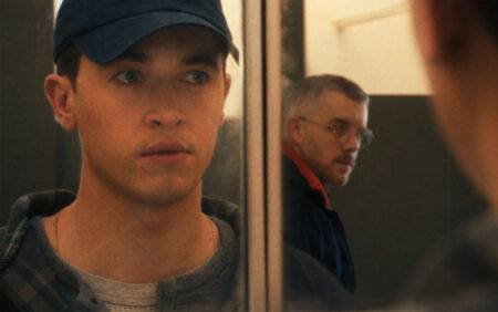 Clainclothes: Les critiques félicitent le drame gay «fumante» de Russell Tovey et Tom Blyth