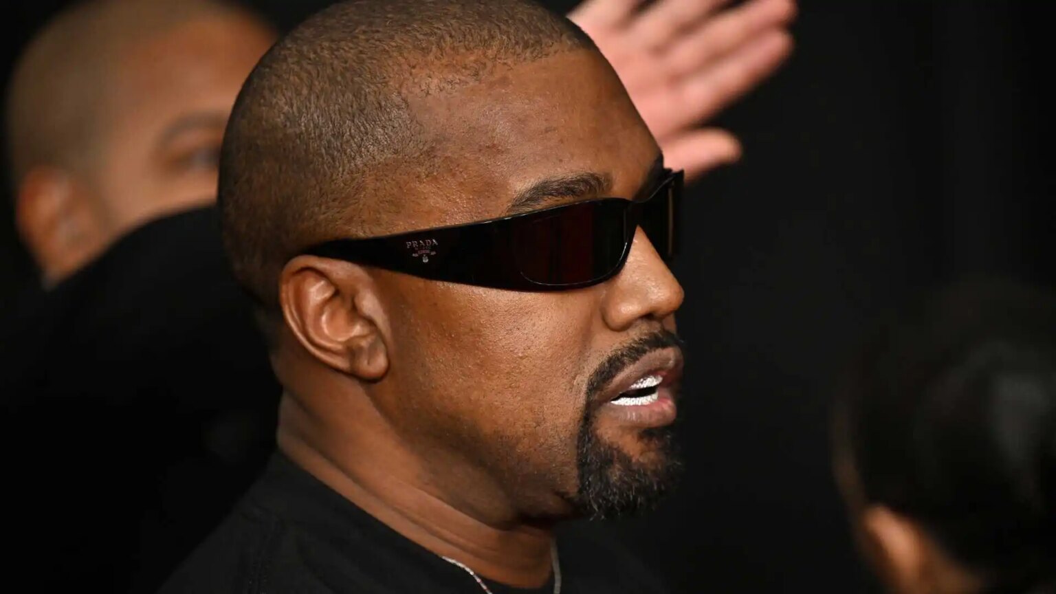 Kanye West déclare qu'il est un «nazi» qui «aime Hitler» dans une vilaine diatribe antisémite sur x