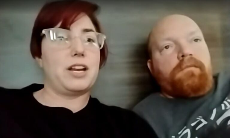 La famille américaine avec des enfants LGBTQ + recherchez l'asile au Canada, fuyant la transphobie de Trump Caitlin and Ted Berg