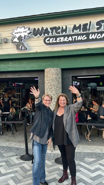 Malgré les doutes de beaucoup, la grande ouverture du bar a été un succès, prouvant que la demande d'espaces axés sur le sport féminin était réel.