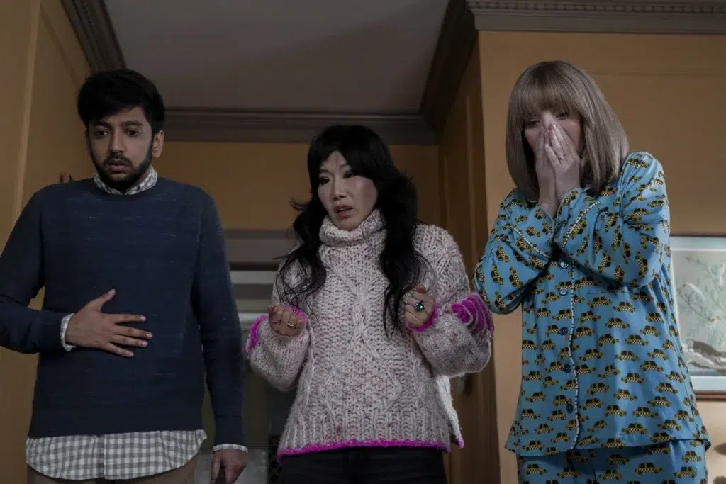 Nik Dodani, Vivian Bang, Lisa Kudrow pour «la parentalité». Photo: Max