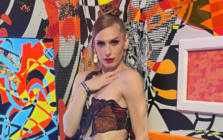 Le Jasmine Kennedie de Drag Race dit qu'elle a été «accostée verbalement» dans le train pour être trans