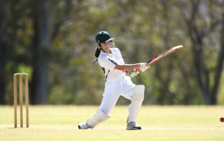 Le joueur de cricket trans condamne l'interdiction de cricket des femmes dévastatrices
