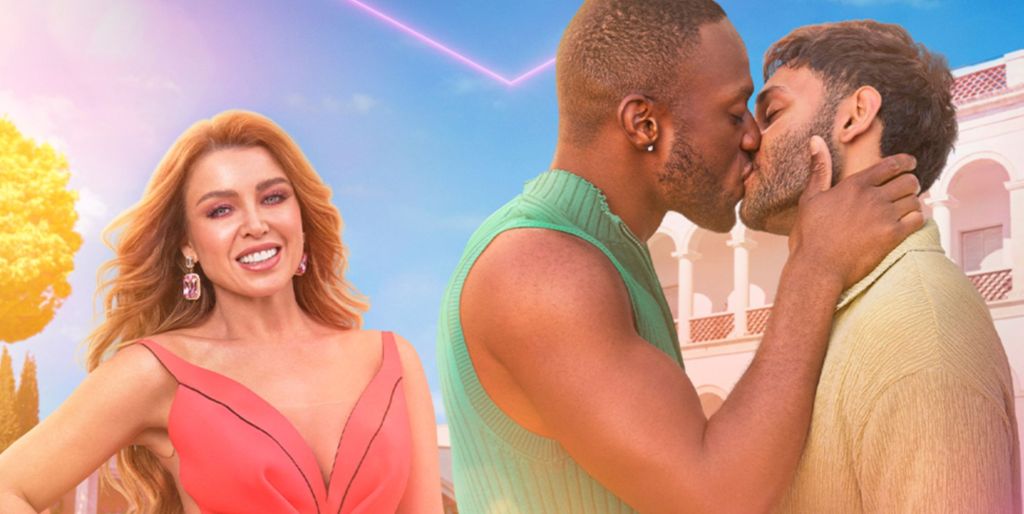 Une image promotionnelle pour j'ai embrassé un garçon avec Dannii Minogue souriant dans une robe rouge et deux hommes s'embrassant.