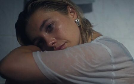 Florence Pugh met en vedette dans le clip `` Zombie '' émouvant de Yungblud