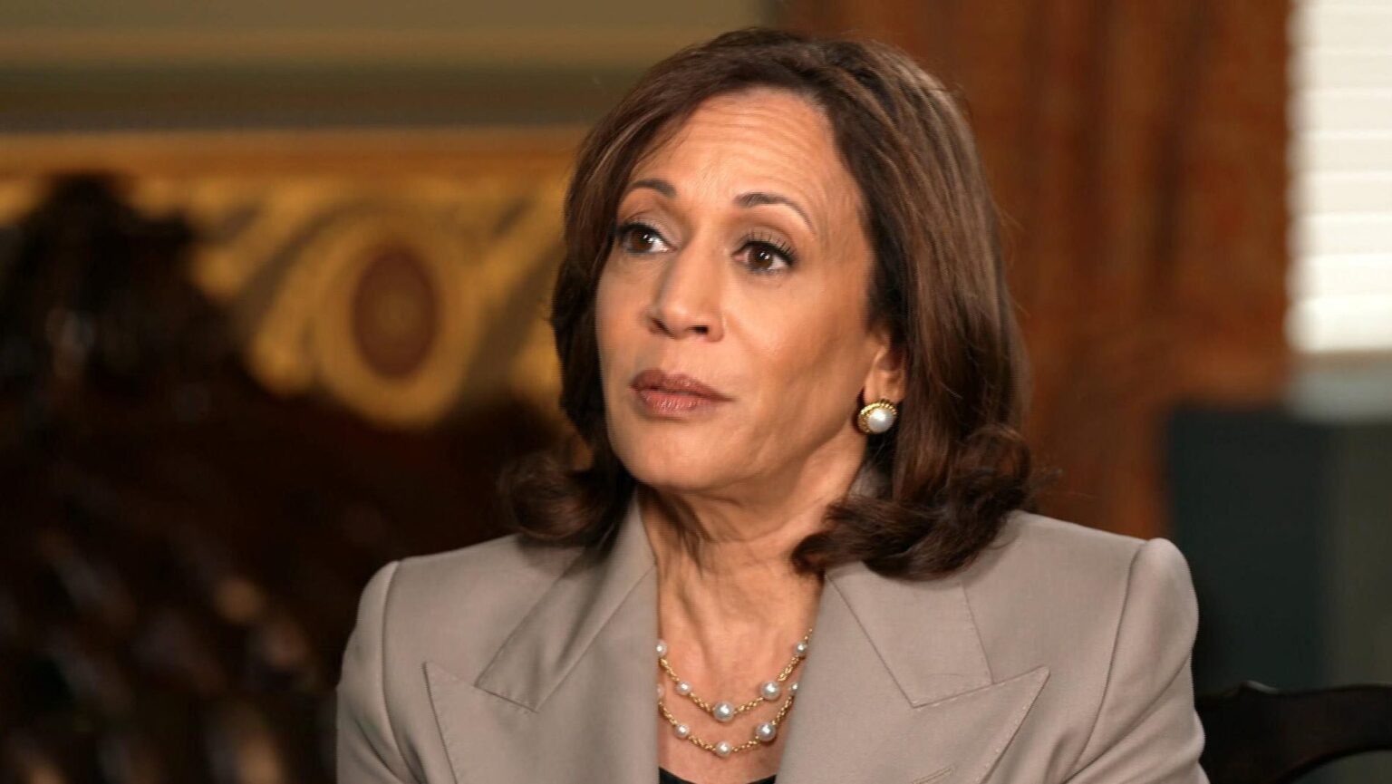 Vice President Kamala Harris went viral at the Emerge Gala in San Francisco after delivering a powerful speech on voting and public policy, while sharing a playful, Pride-filled moment with LGBTQ+ influencer Kenneth Walden.