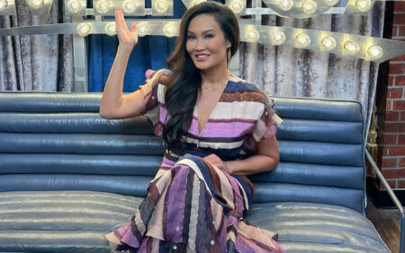La star de Lilo & Stitch, Tia Carrere, jaillit sur son fils trans Jude: "C'est une telle chérie"