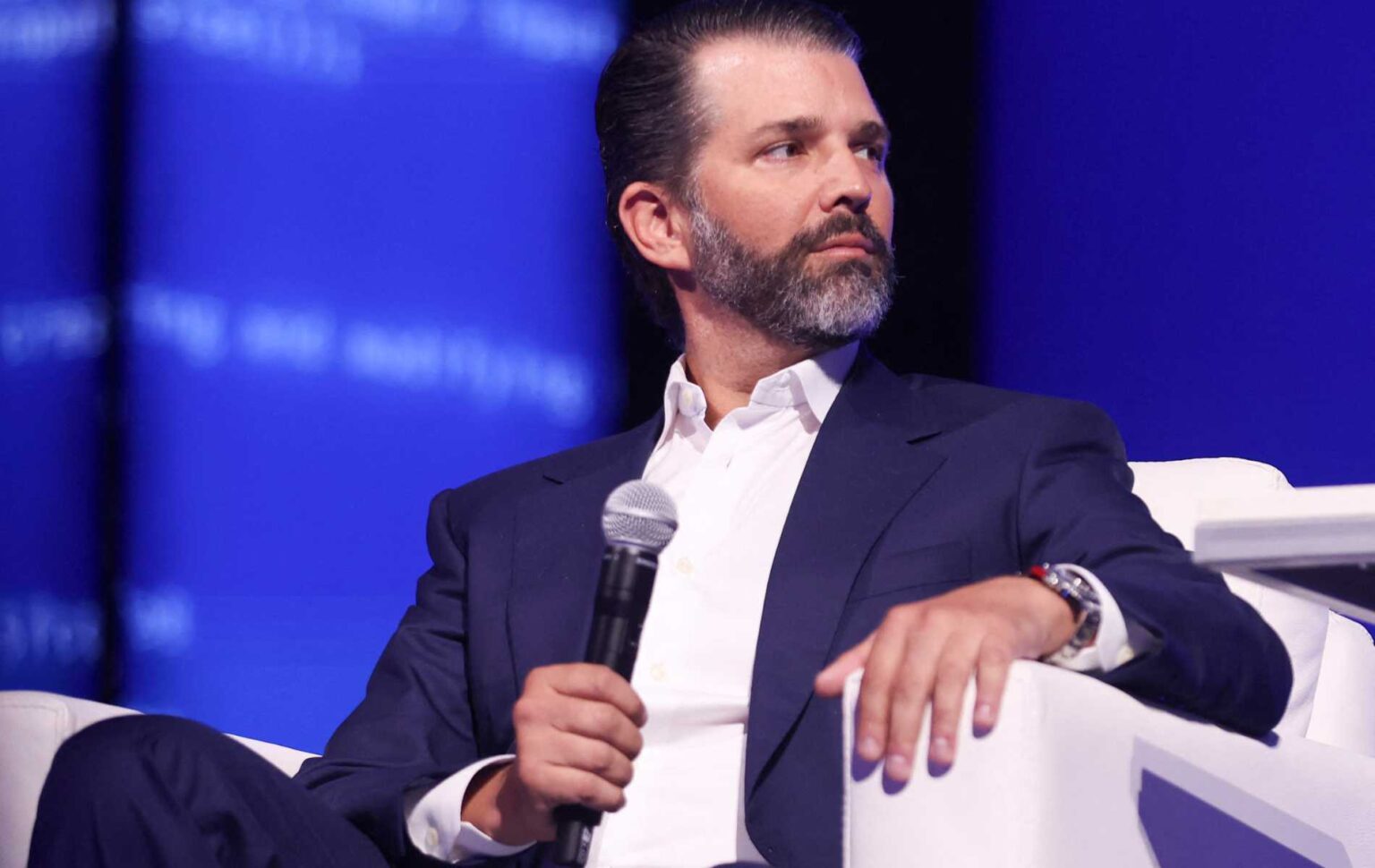 Trump Jr affirme que le «mouvement» trans est «la menace terroriste domestique la plus violente»