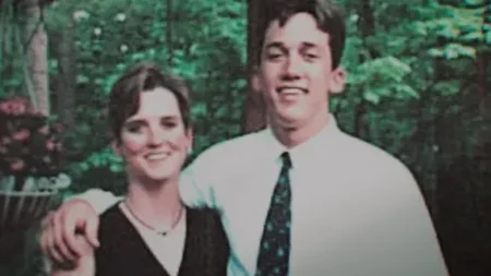 `` Amy Bradley est manquant '' de Netflix, revisite la disparition mystérieuse de 1998 du passager lesbiennes de croisière lesbienne
