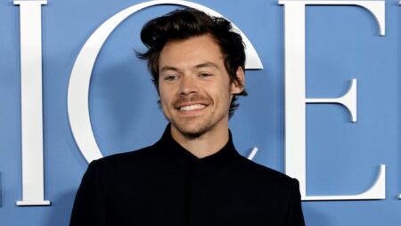 Harry Styles vient de lancer un vibrateur à double face et un lubrifiant dans ses débuts audacieux en bien-être sexuel