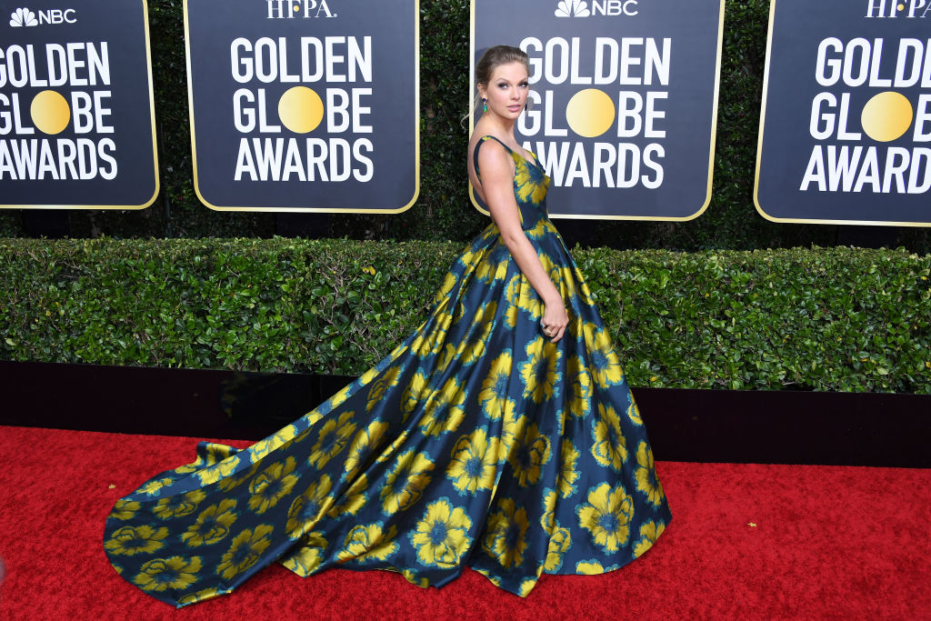 Taylor Swift assiste aux 77e Golden Globe Awards annuels à l'hôtel Beverly Hilton le 05 janvier 2020 à Beverly Hills, en Californie. 