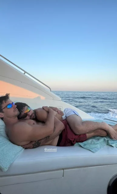 Antoni et son nouvel homme potentiel. Photo: Photo: @zacharias