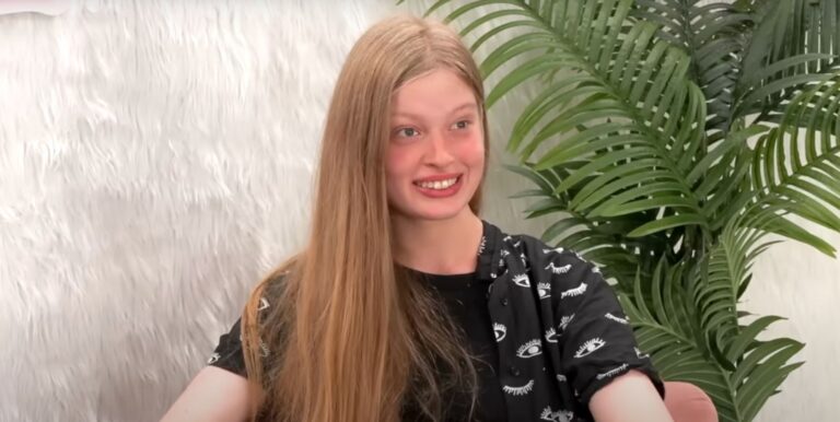 Vivian Jenna Wilson had an in-depth chat with Maddy Morphosis on Give It To Me Straight.