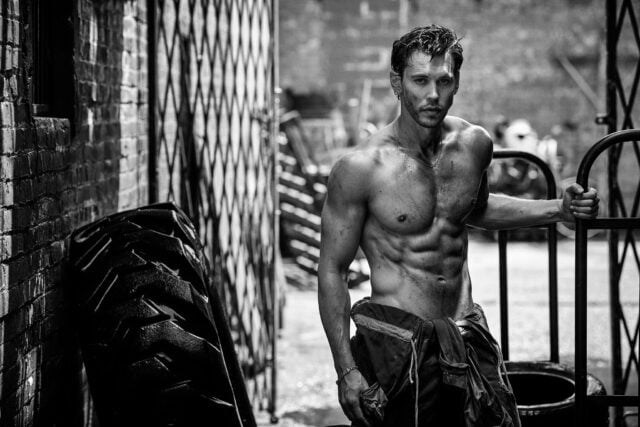 Austin Butler posant pour la santé des hommes