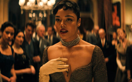 Hedda: Tessa Thompson a été prise dans le triangle amoureux lesbien dans la première bande-annonce juteuse