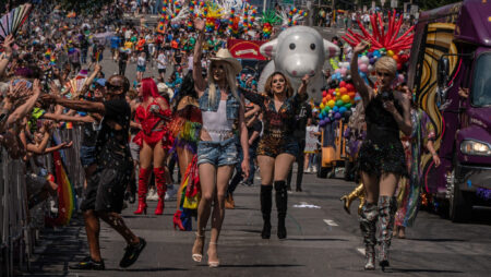 Nashville Pride fait face à la crise du financement en tant que sponsors SUPPORT SUPPORT
