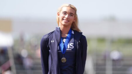 D'autres équipes de volleyball du lycée de Californie perdent des matchs sur un joueur trans dans une école