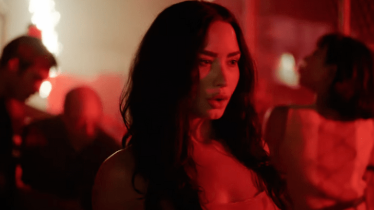 Demi Lovato laisse tomber la vidéo `` rapide '' et fait la paix avec Bigg Chill de la manière la plus emblématique