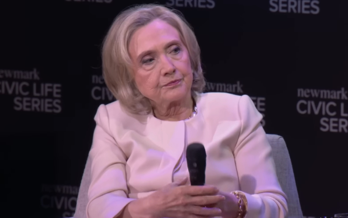 Hillary Clinton émet un sombre avertissement de l'avenir du mariage homosexuel
