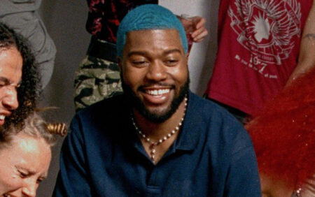 `` Je reprends mon pouvoir '': Khalid annonce le premier album depuis sa sortie gay