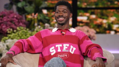 Lil Nas X a des mots réconfortants pour les fans: «Ta fille va aller bien»