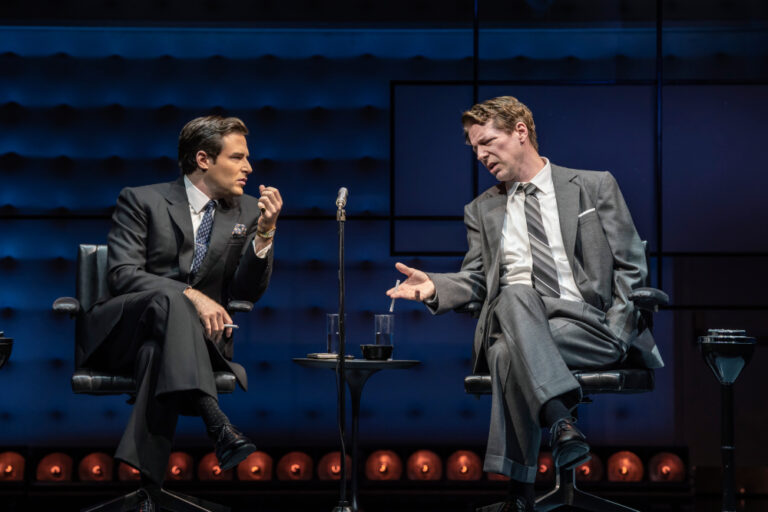 Sean Hayes livre la performance du Tour de Force dans la nouvelle pièce captivante Good Night, Oscar - Review