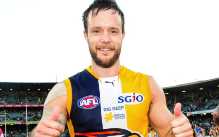 Le joueur de l'AFL, Mitch Brown, rompt le silence après l'annonce historique de la sortie