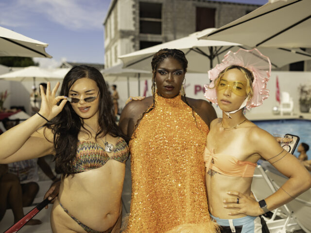 PARTIE POOL POOL POOL. 