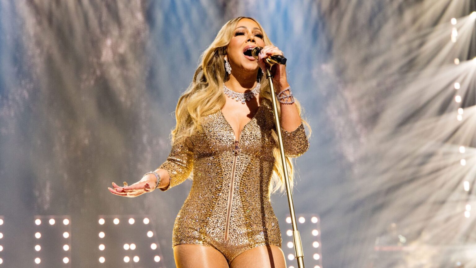 Mariah Carey rend les `` agneaux '' fier de toute première victoire d'histoire aux VMA MTV 2025