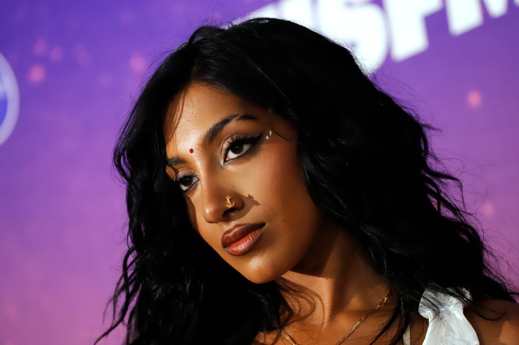 Lara de Katseye.
