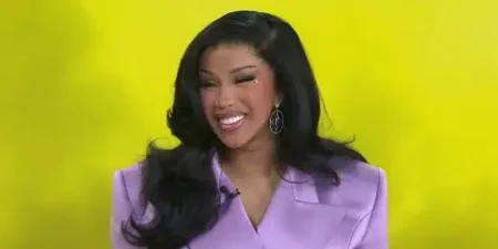 Cardi B lance la toute première tournée d'arène avec «Little Miss Drama»