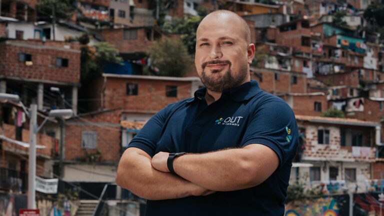 Les Boy Scouts visent que le scout queer, la marque de commerce pour la marque LGBTQ + Travel Les Boy Scouts visent que le scout queer, la marque de commerce pour la marque LGBTQ + Travel