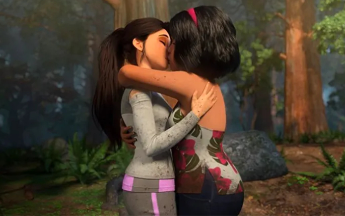 Jurassic World: Camp Cretaceous Creator ferme le contrecoup sur Queer Kiss