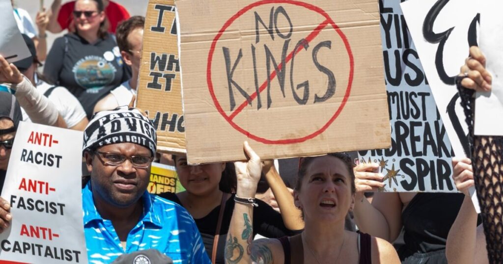 Trump a raison : tout le monde lors des manifestations « No Kings » est « antifa » – et c'est une bonne chose Trump a raison : tout le monde lors des manifestations « No Kings » est « antifa » – et c'est une bonne chose