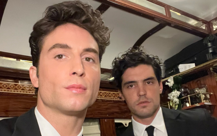Benito Skinner d'Overcompensating annonce une rupture « à l'amiable » avec Terrance O'Connor Benito Skinner d'Overcompensating annonce une rupture « à l'amiable » avec Terrance O'Connor