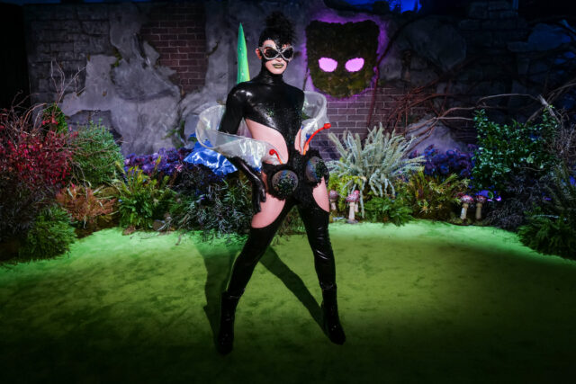 Aquaria au Grindr Pleasure Ball.