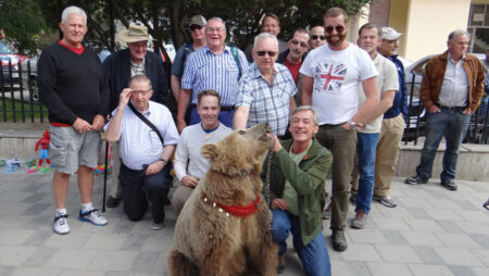 Inside Toto Tours : la société de voyage gay redéfinit l'aventure LGBTQ+
