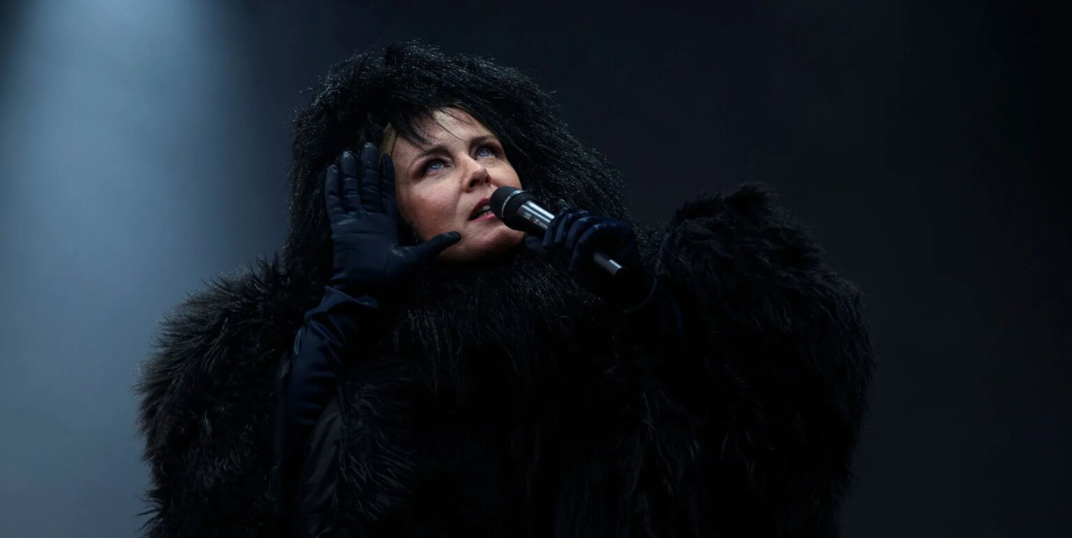 Róisín Murphy retirée du festival d'Istanbul suite à de récents commentaires trans Róisín Murphy performs during the Rock en Seine Festival on August 25, 2024 in Paris, France.