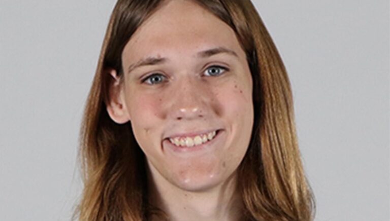 Lia Smith, étudiante trans de 21 ans, s'est suicidée, selon la police Lia Smith