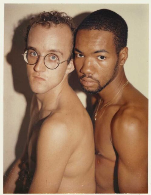 Keith Haring et Juan Dubose, artiste; Disc Jockey 1983, Andy Warhol. Impression de diffusion de colorant. Getty Museum. © La Fondation Andy Warhol pour Visual Arts, Inc.