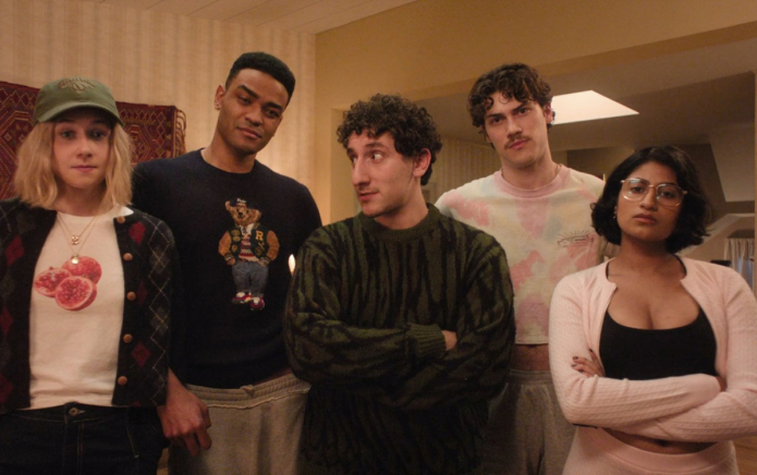 C'est officiel ! Adultes renouvelés pour la saison 2 chez FX