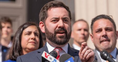 Les défenseurs sont sceptiques quant à la soudaine solidarité trans du législateur républicain : « C'était la barre la plus basse possible »