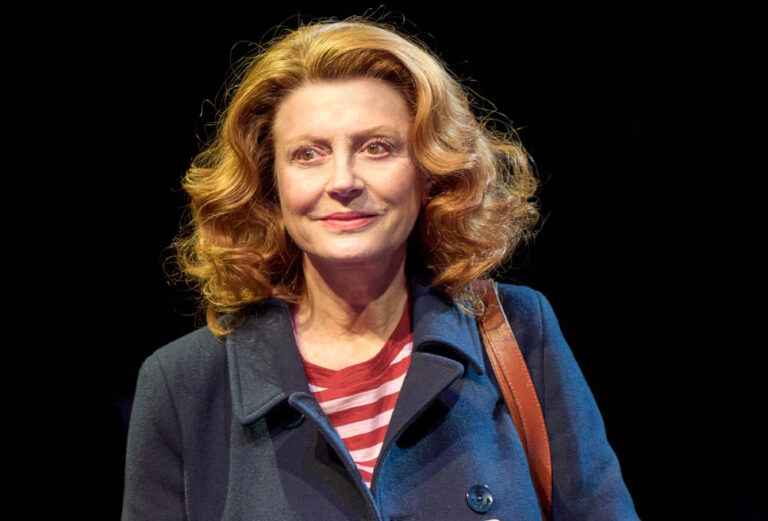 Susan Sarandon et Andrea Riseborough jouent dans la nouvelle pièce poignante Mary Page Marlowe – critique