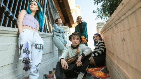 Une nouvelle étude met en garde contre une aggravation de la crise de santé mentale chez les jeunes LGBTQ+