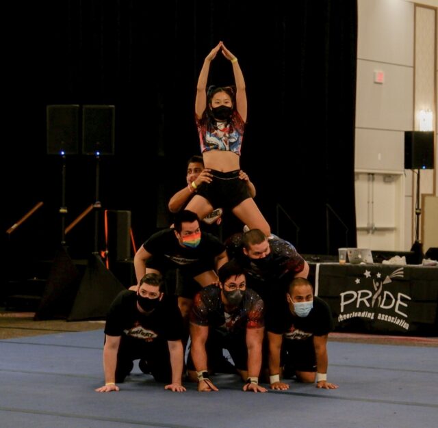 Le co-directeur exécutif Jason Peplinski révèle comment Sin City Classic rassemble les athlètes LGBTQ+ à travers le sport, les fêtes et la communauté.